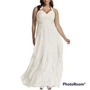 NWT Galina Ivory Chiffon Halter Gown